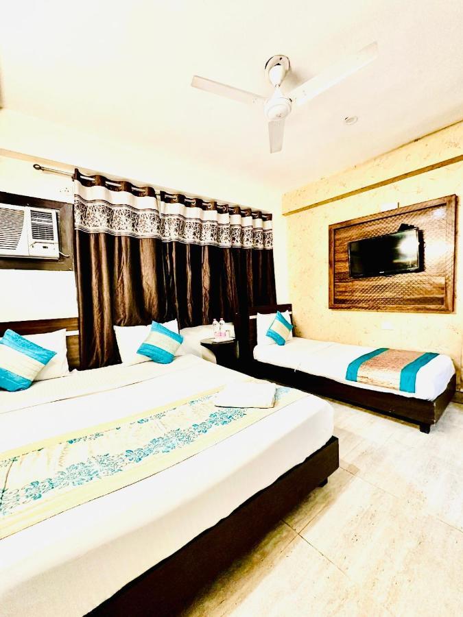 Hotel Square Plaza At Airport Nueva Delhi Exterior foto